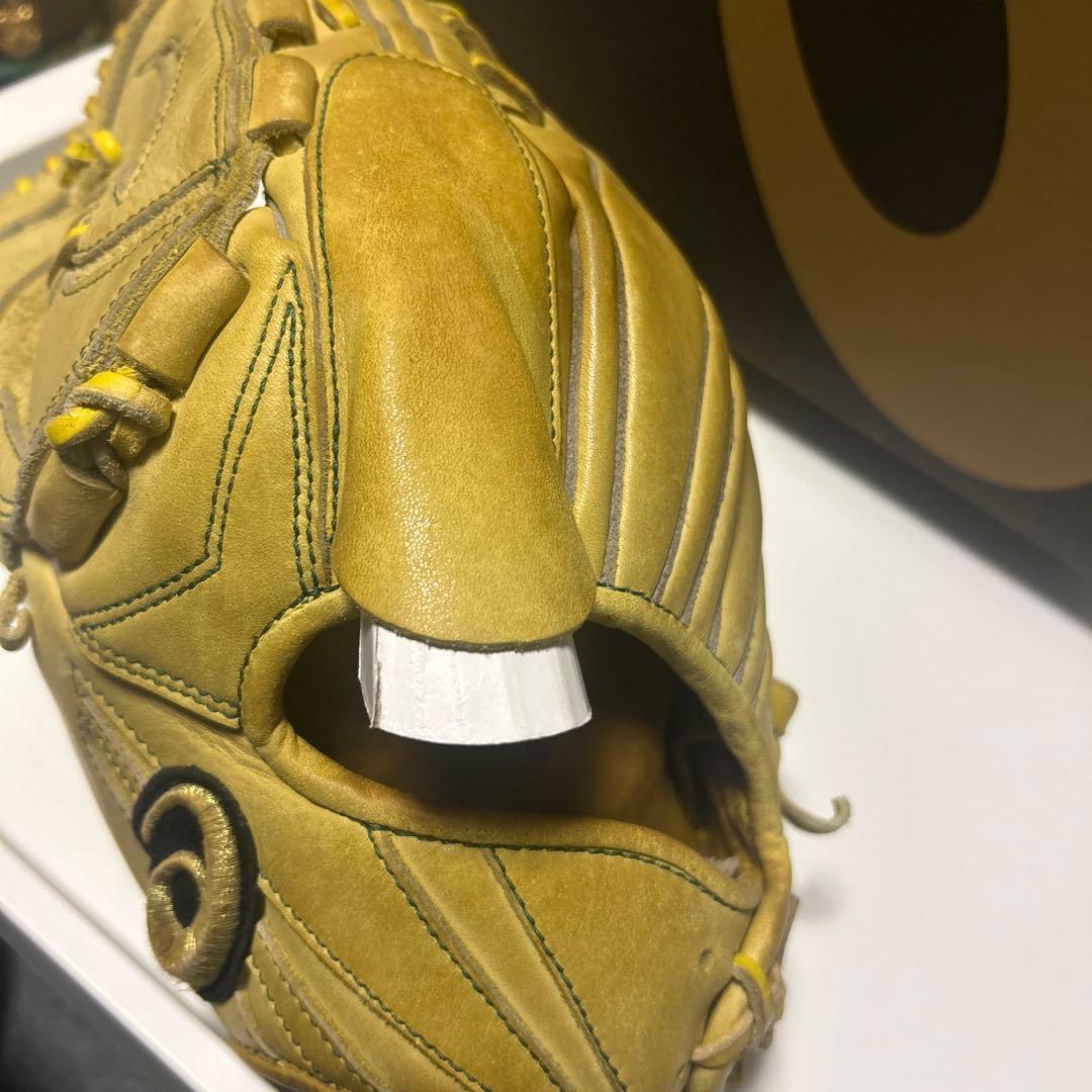 アシックス野球軟式グローブ投手用 GOLDSTAGE N.Pゴールド