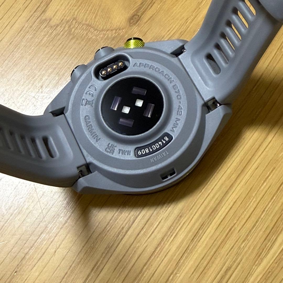 GARMIN Approach S70 42mm グレー 純正保護フィルム付