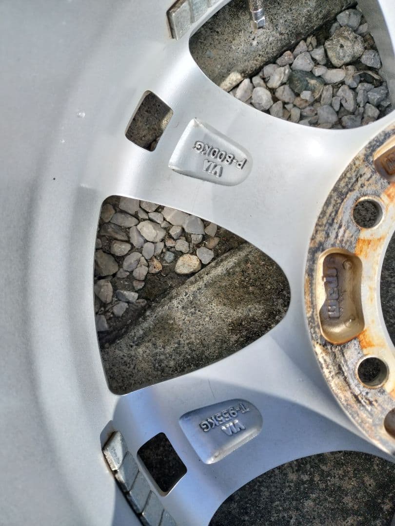 和*ミ様 ランクル プラド キラーフィールド スタッドレス ヨコハマ アイスガー