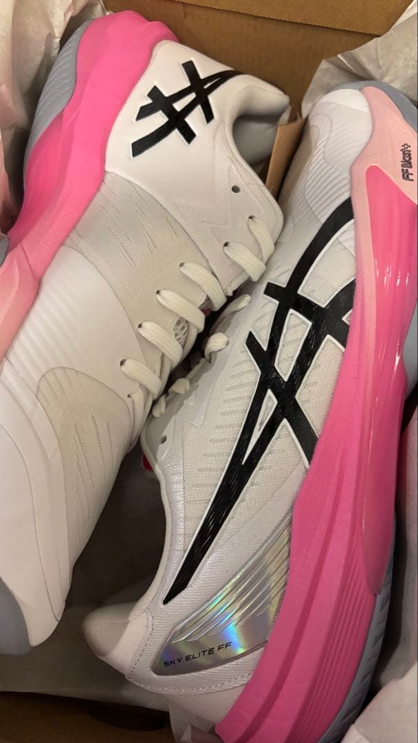 ASICS スカイエリート ff3 ホワイト/ドラゴンフルーツ　ピンク26.5