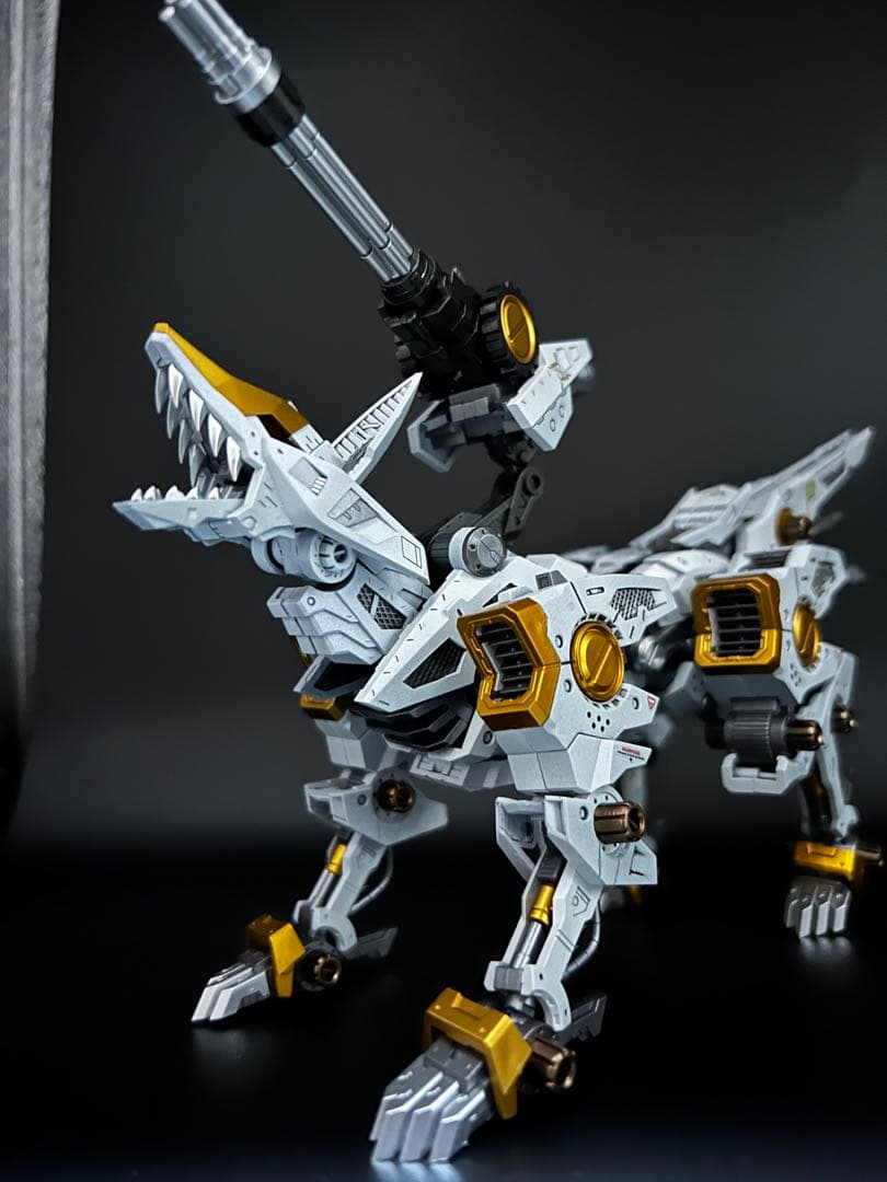 ゾイド　コトブキヤ　HMM シャドーフォックス　全塗装