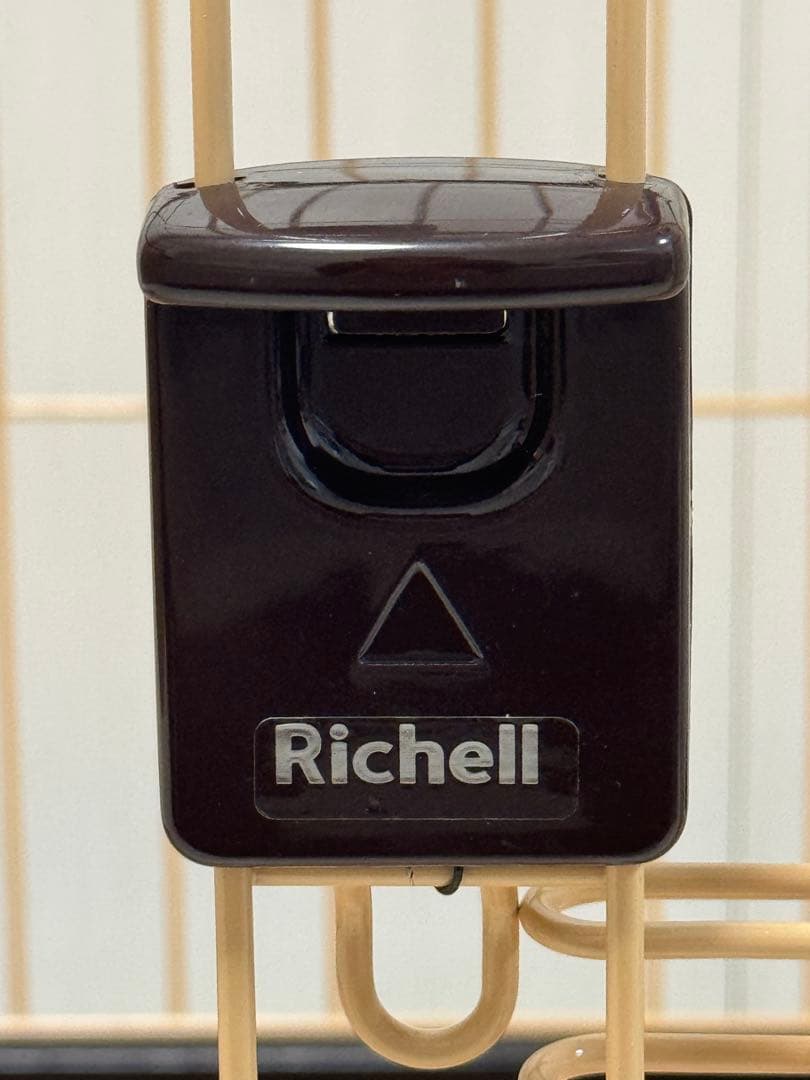 【新品同様】リッチェル 木製お掃除簡単ペットサークル 120-60（組立のみ）