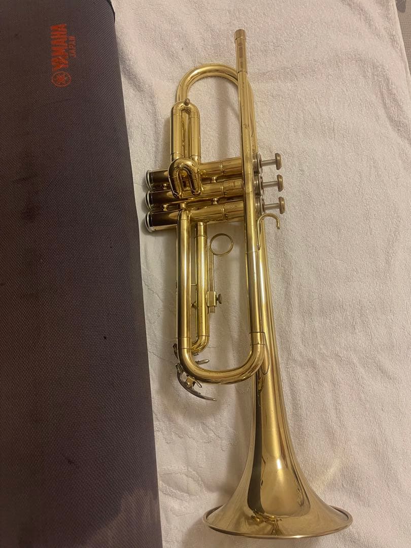 トランペットYAMAHA YTR235