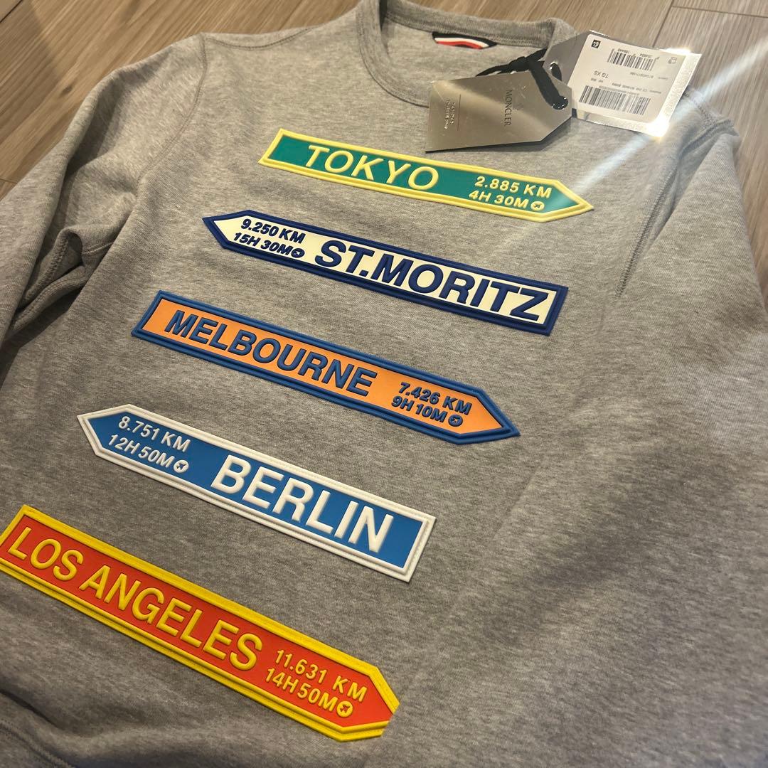 【新品未使用】モンクレール　MAGLIA GIROCOLLO スウェット