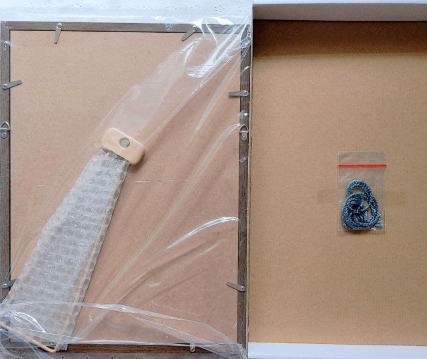 300個限定 進撃の巨人 完結1周年記念 メモリアルピンズセット ANIQUE