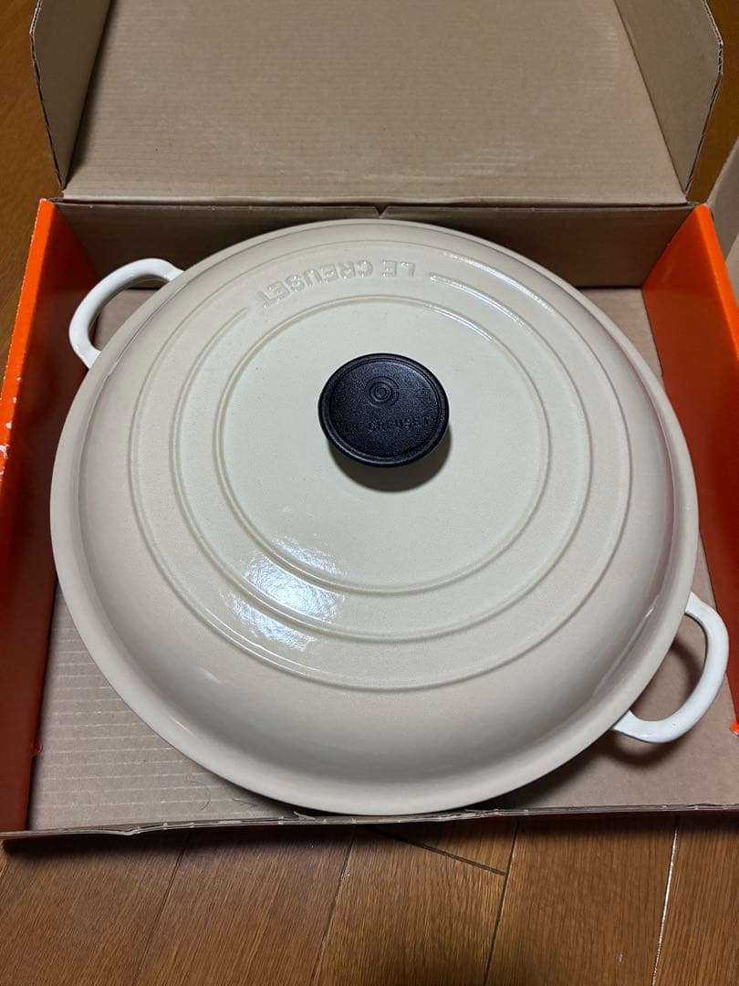 (最終価格)ル・クルーゼ　キャセロール　両手鍋　30センチ