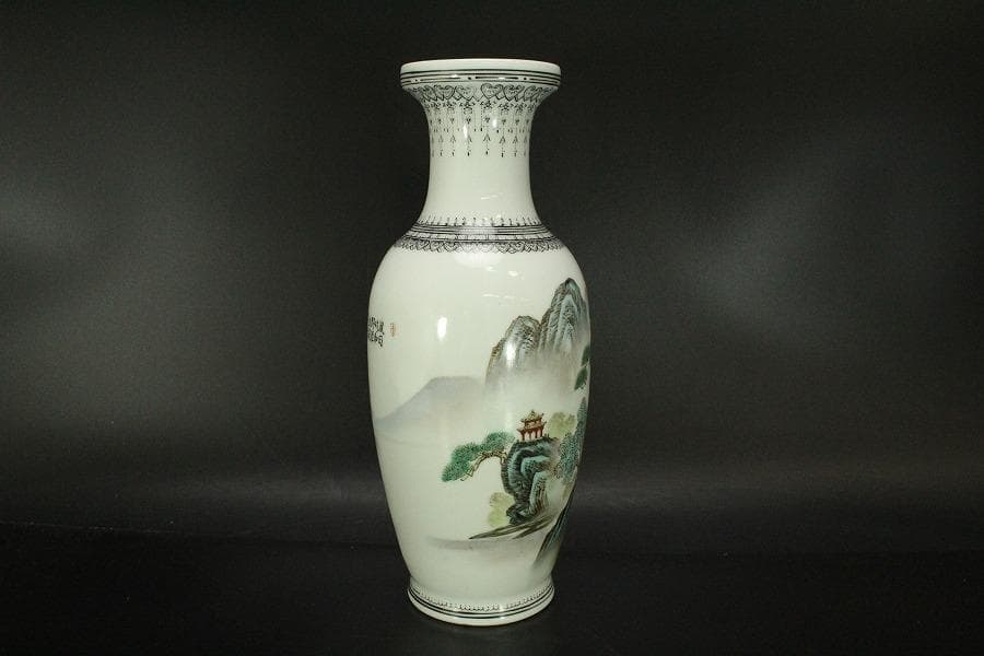 中国美術 景徳鎮 色絵 山水画 題詞紋 瓶 美品 911