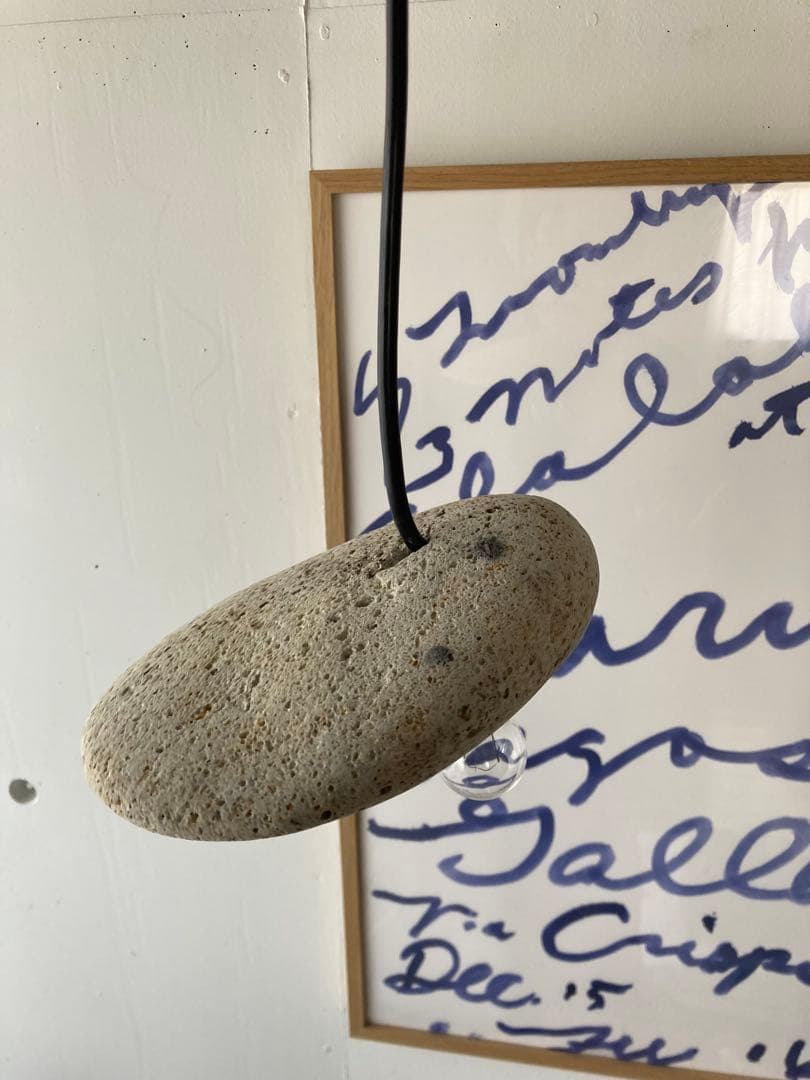 ライトイヤーズ　モアライト　溶岩石シングル　ケース付き　未使用品