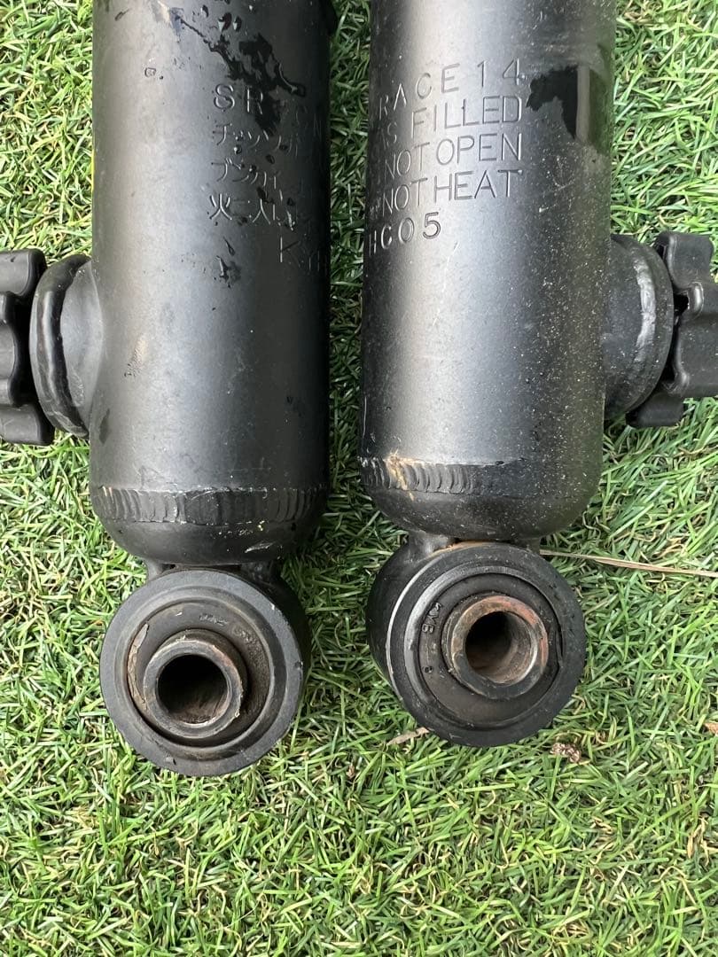 シルクロード ショートダンパー スズキリア用KYB製