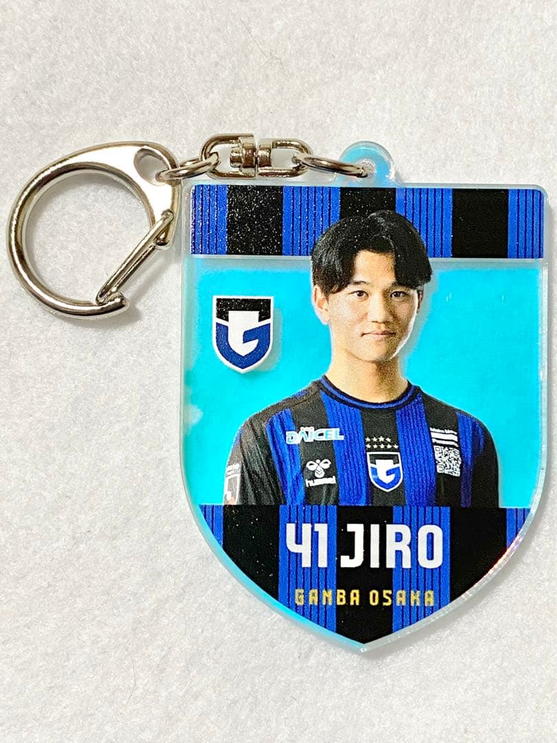 ガンバ大阪 2023 シークレットオーロラアクリルキーホルダー 中村仁郎①