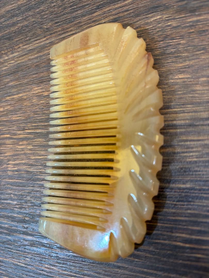 シープホーンコームポケットタイプ　牛角　天然角　ナチュラルホーンコーム
