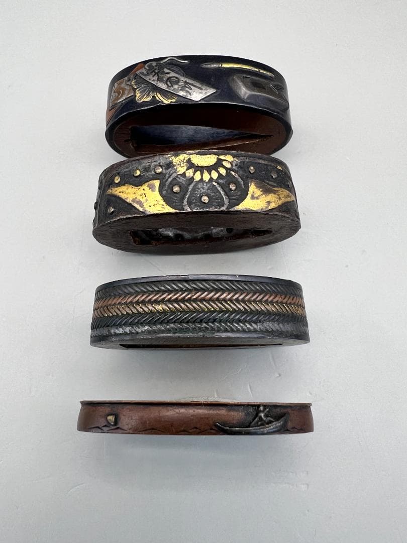 【海】江戸明治期　日本刀装具　金象嵌　縁頭　４点(１点在銘)　骨董品　美術品