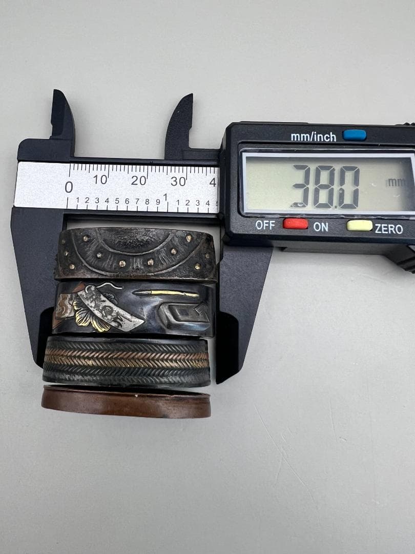 【海】江戸明治期　日本刀装具　金象嵌　縁頭　４点(１点在銘)　骨董品　美術品