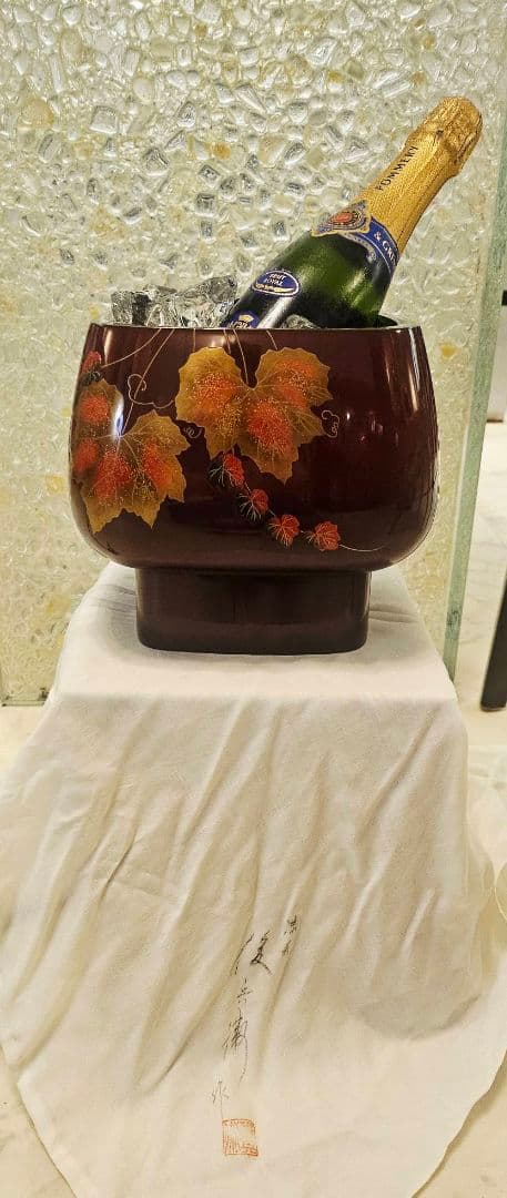 ワインクーラー　漆　金蒔絵　作家のサイン入り共箱付き