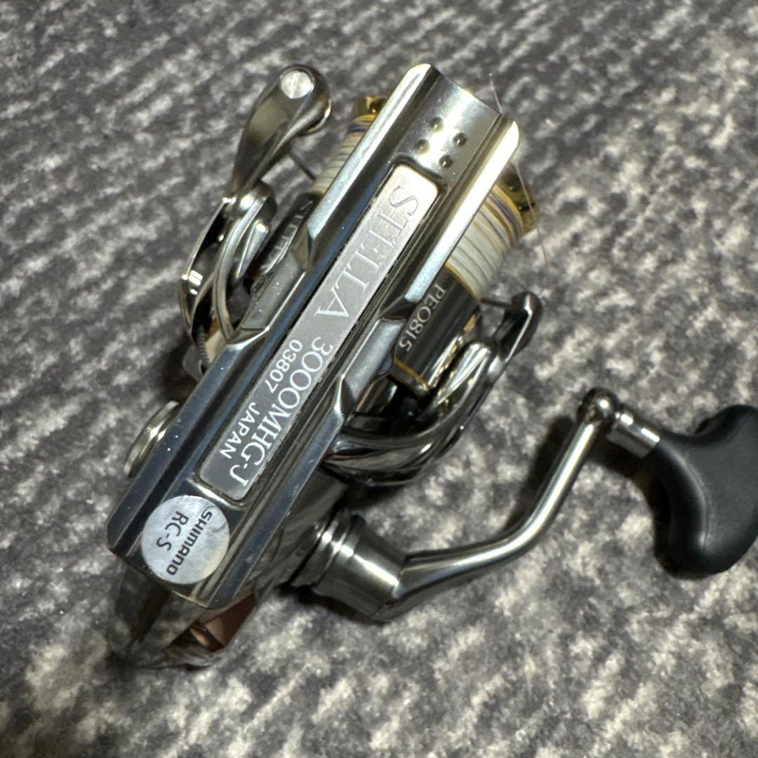 18ステラSTELLA 3000MHG スピニングリール