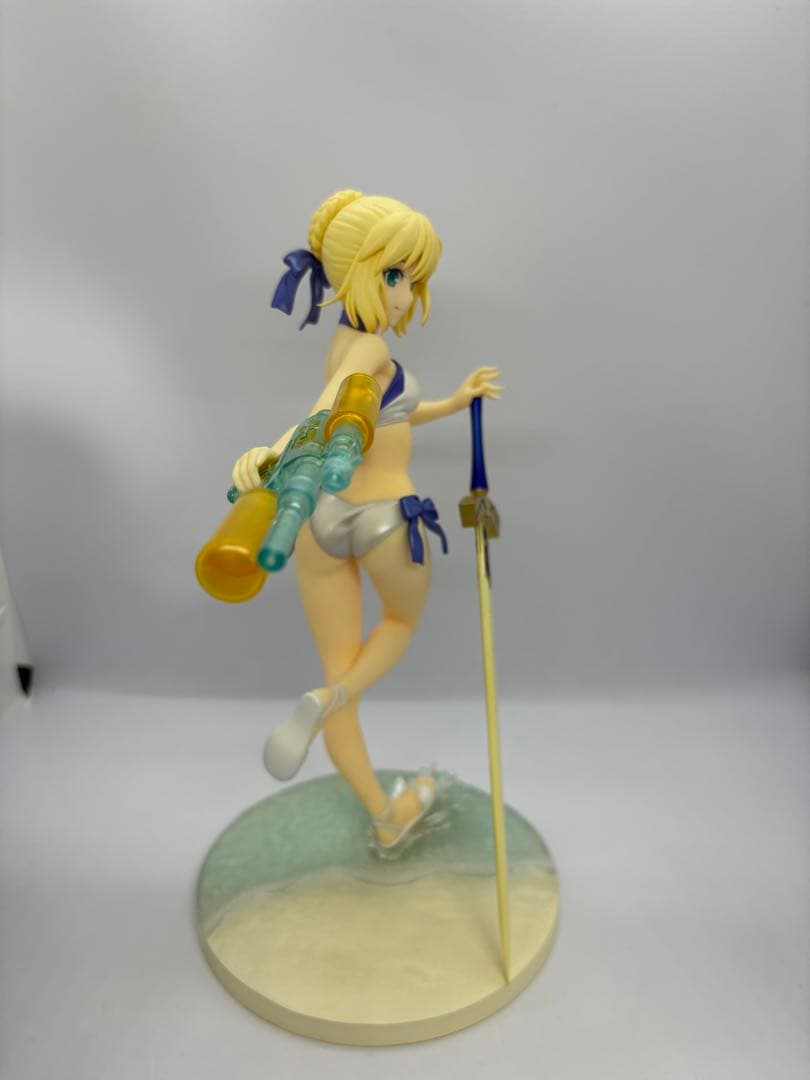 Fate アルトリア　水着　フィギュア