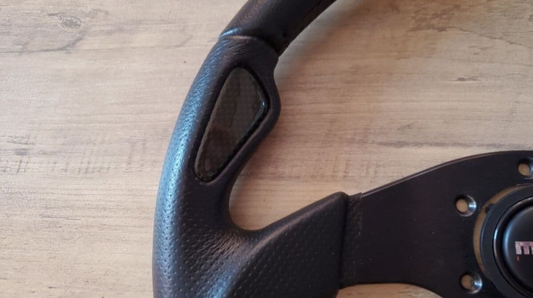 【中古美品本物】MOMOジェット35Φ正規品ホーンボタン付き♪