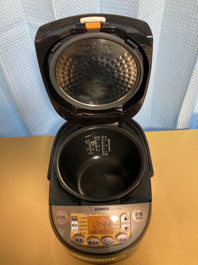 ★象印 2022 年製 極め炊き5.5 合炊き IH 炊飯器NW-VH10A