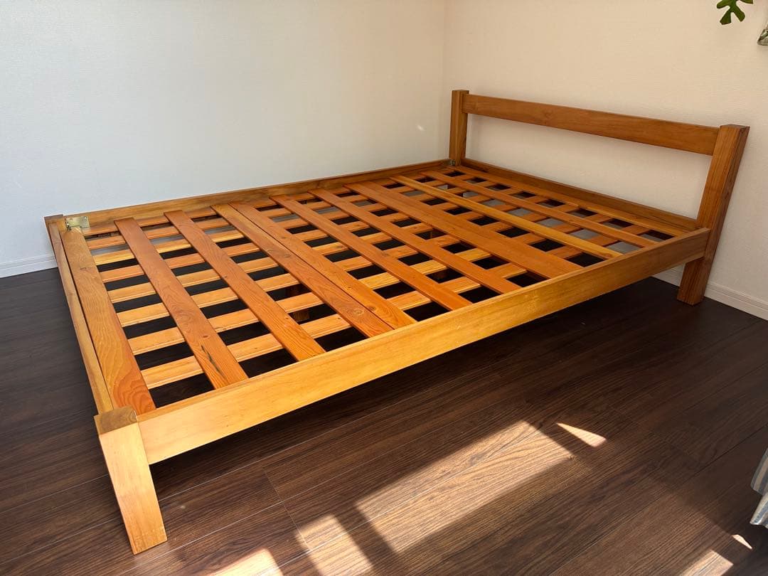 unico breathシリーズ木製ダブルベッドフレーム ヘッドボード付き