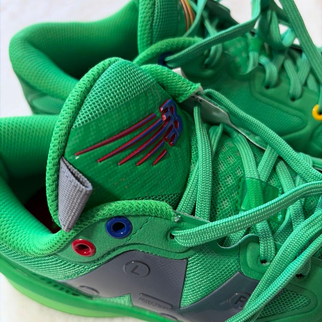 ニューバランスFuelCell HESI LOW R1 BBHSLR1