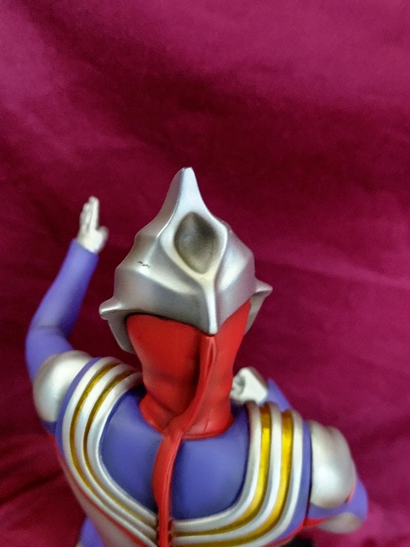 ウルトラマンティガ CCP 発光ギミック付 マルチタイプ　ハイグレード 中古