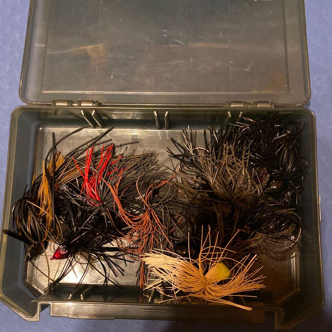 値下げしました！バス釣り用ハードルアー80個以上！ルアーボックス丸ごと
