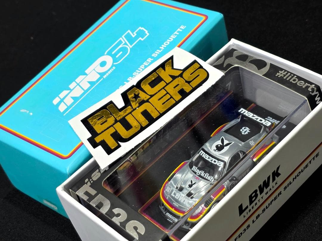 INNO64マツダ RX-7 (FD3S) LB-WORKS スーパーシルエット