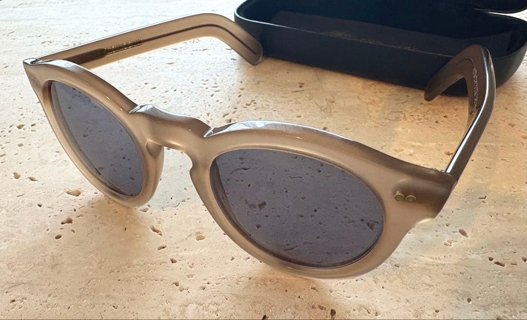 美品 CUTLER AND GROSS カトラーアンドグロス 0734