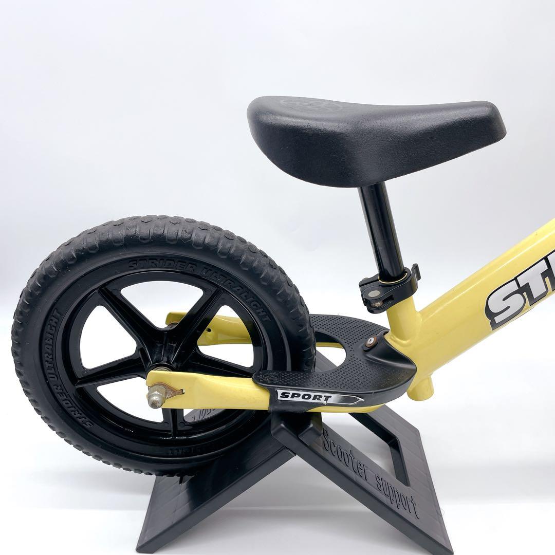 ✨美品✨　STRIDER 12インチ SPORT イエロー　スタンド付　付属品