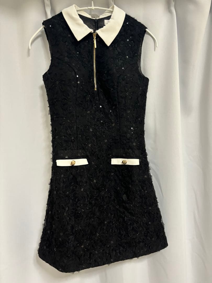 ローブドブルール　襟付きフラワーレースサテンミニキャバドレス