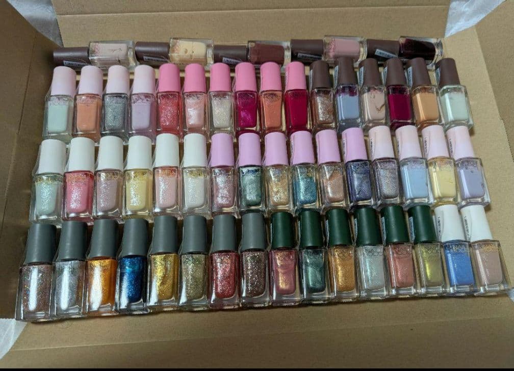 セール中！ 新品未開封 NAIL HOLIC ネイルホリック 限定色 まとめ売り