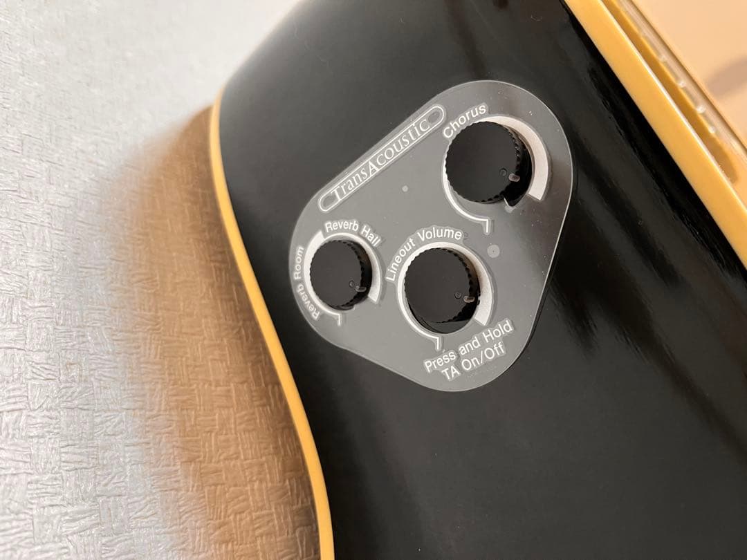 YAMAHAトランスギター　FG-TA