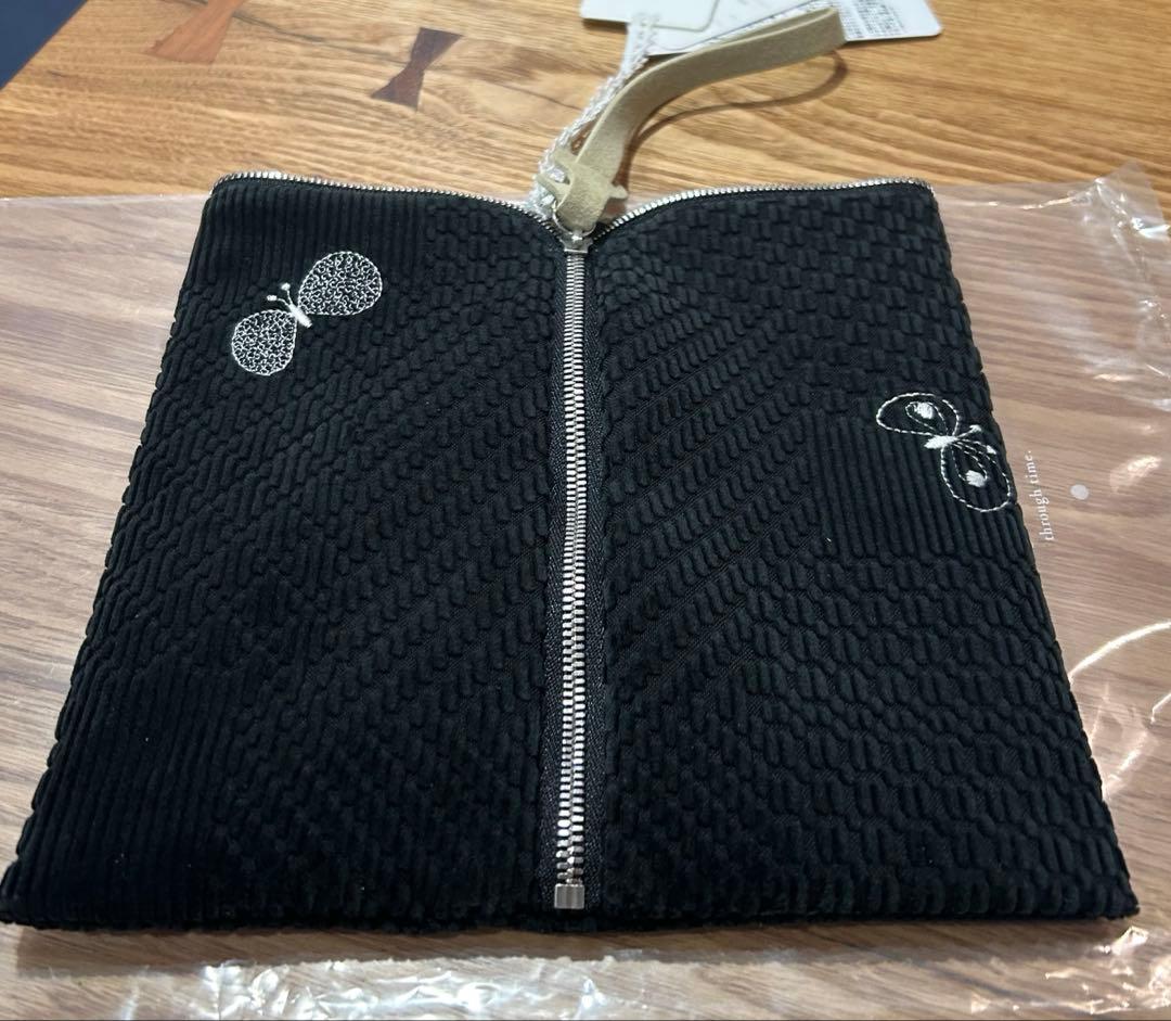 ミナペルホネン　バッグ(コーデュロイ)