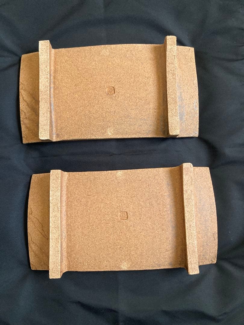 名工【伊藤元彦】布目彩泥 角皿 笠間の巨匠 芸術的な布目の陰影 飾り皿