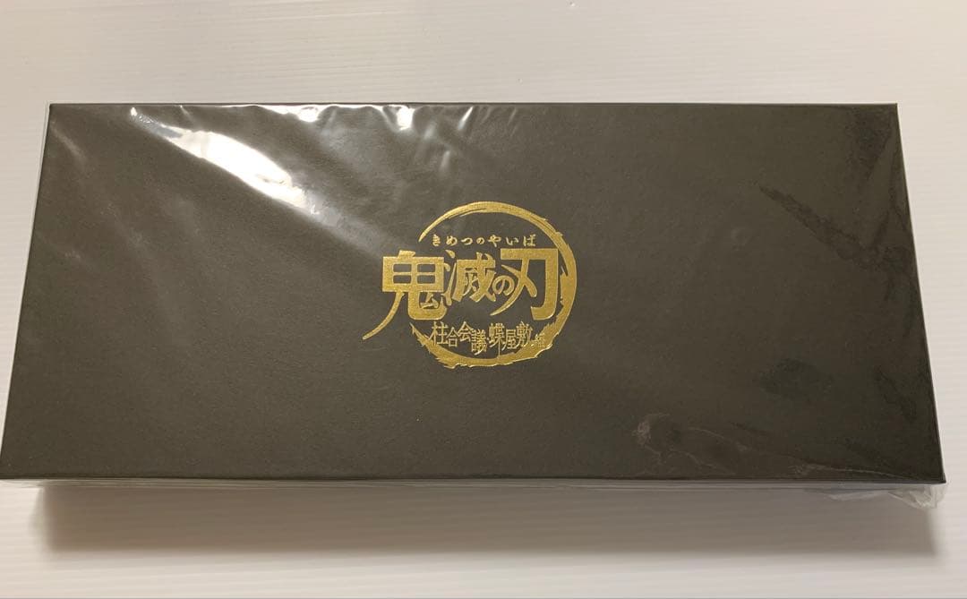鬼滅の刃 ✨ 柱合会議・蝶屋敷編 キービジュアルイラスト 和紙缶バッジセット