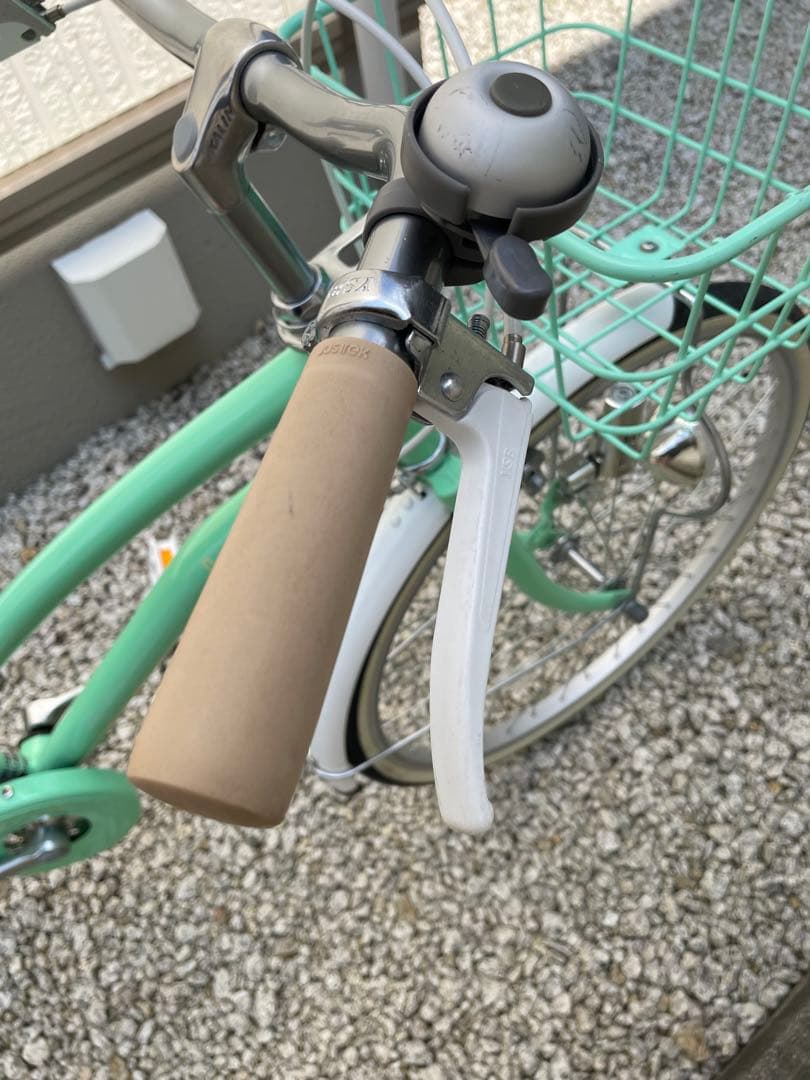 【直接のお引取り限定】　24インチ 子供用自転車　ヘルメット付き