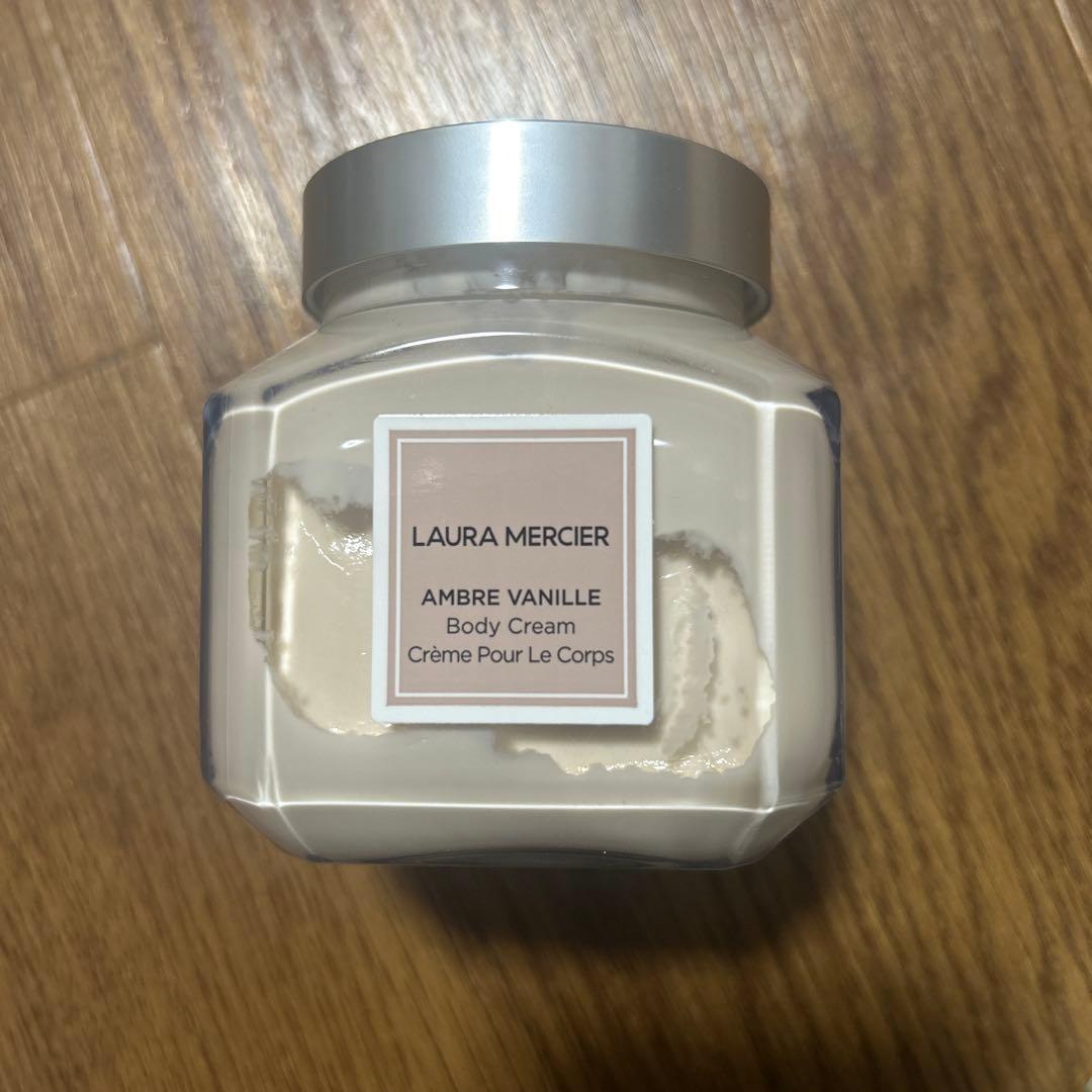 ローラメルシェホイップトボディクリーム アンバーバニラ200g