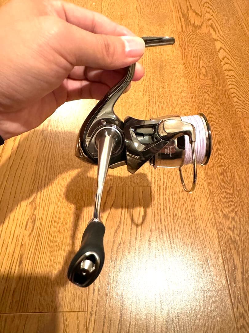 リール DAIWA 22EXIST LT2000S-H