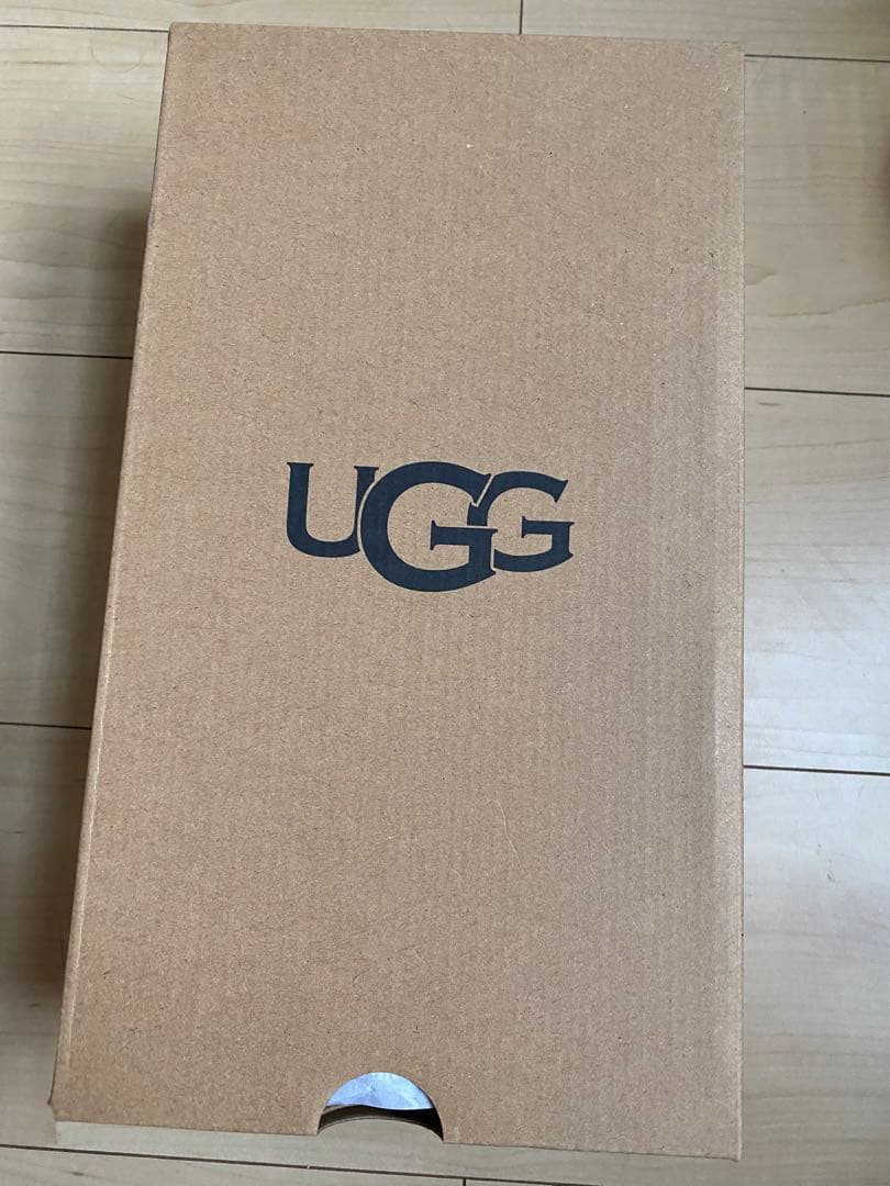UGG モカシン　ムートンシューズ　グレー