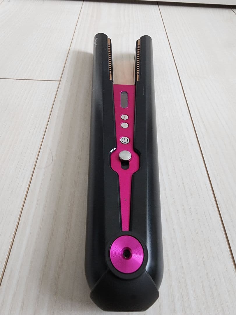 美品 Dysonストレートヘアアイロン ダイソン コードレス ドライヤー