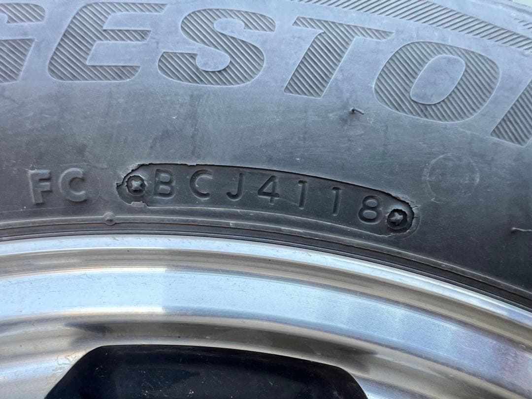 フォレスター　スタッドレス　pcd100 sj5