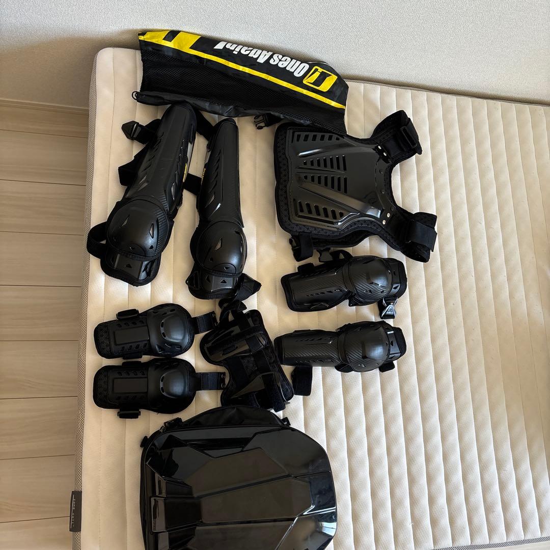 プロテクター類