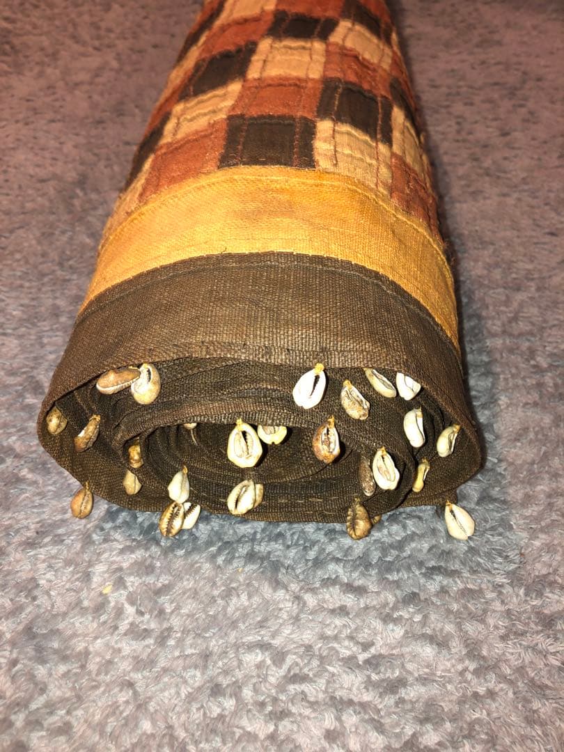 クバ族　草ビロード　貴重　アンティーク