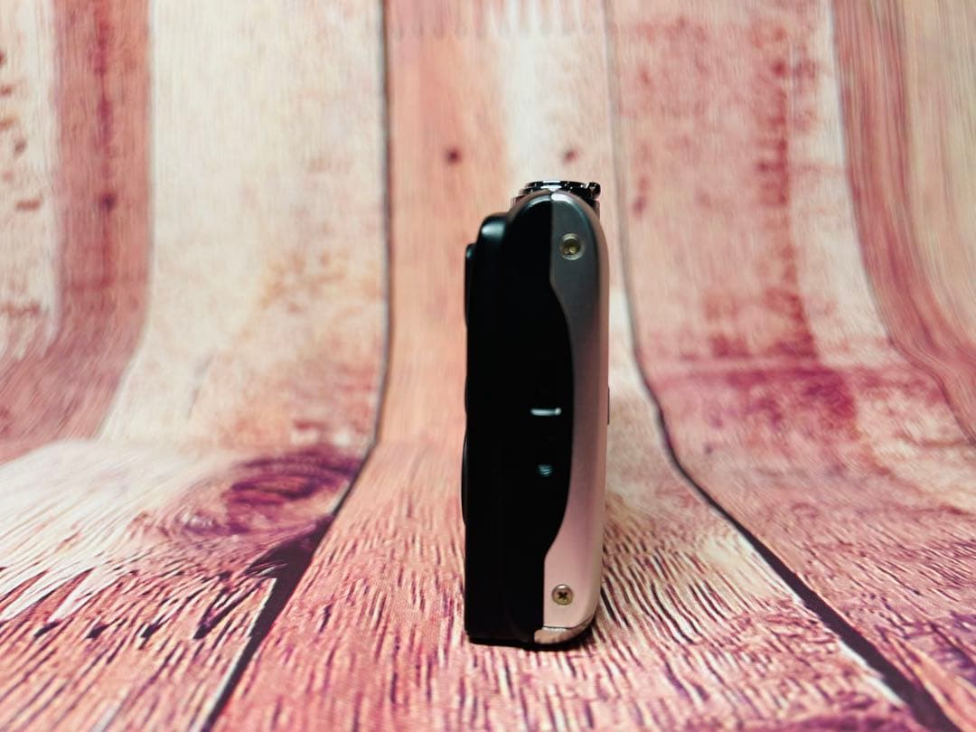 Nikon ニコン COOLPIX A100 シルバー デジタル