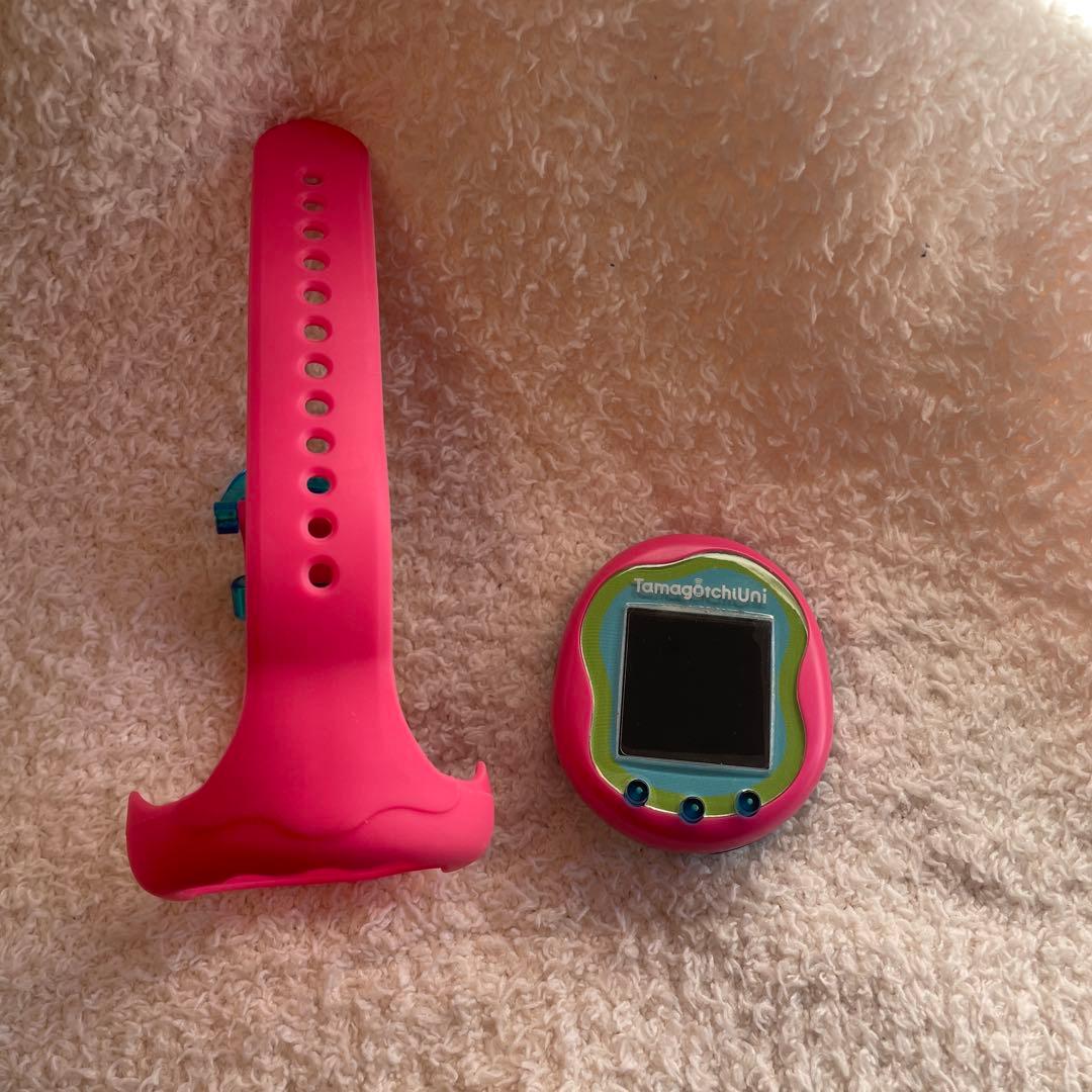 Tamagotchi Uni ピンクバンド付き 可哀想に！購入済