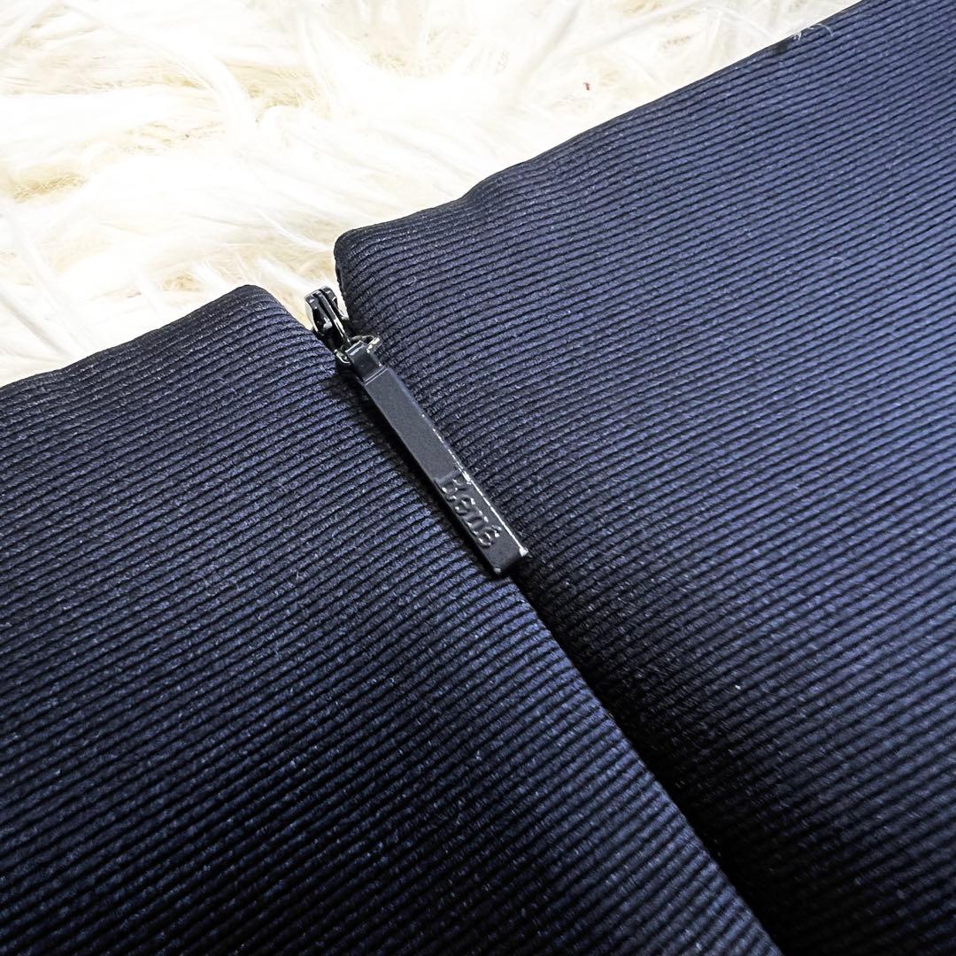 極美品✨ルネ ひざ丈ワンピース サイドタック フレア 花柄ボタン ノースリーブ