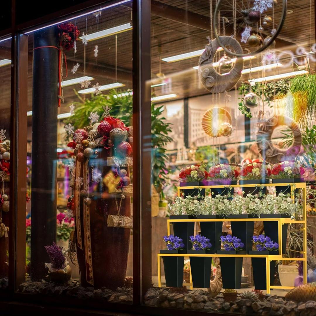 フラワーディスプレイスタンド、12個のフラワーバケツ、3段メタルプラントスタンド