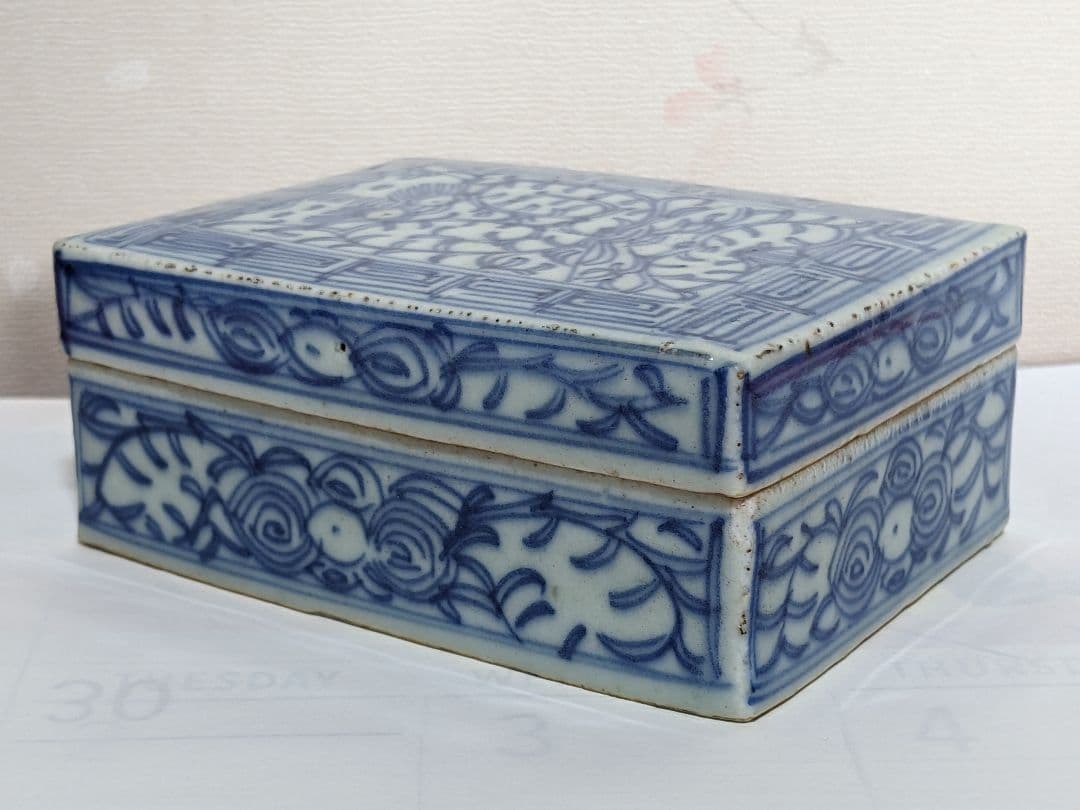 ♦中国古陶磁 青花 長方形印盒 盒子 染付 印泥入 古玩 古美術品 骨董品