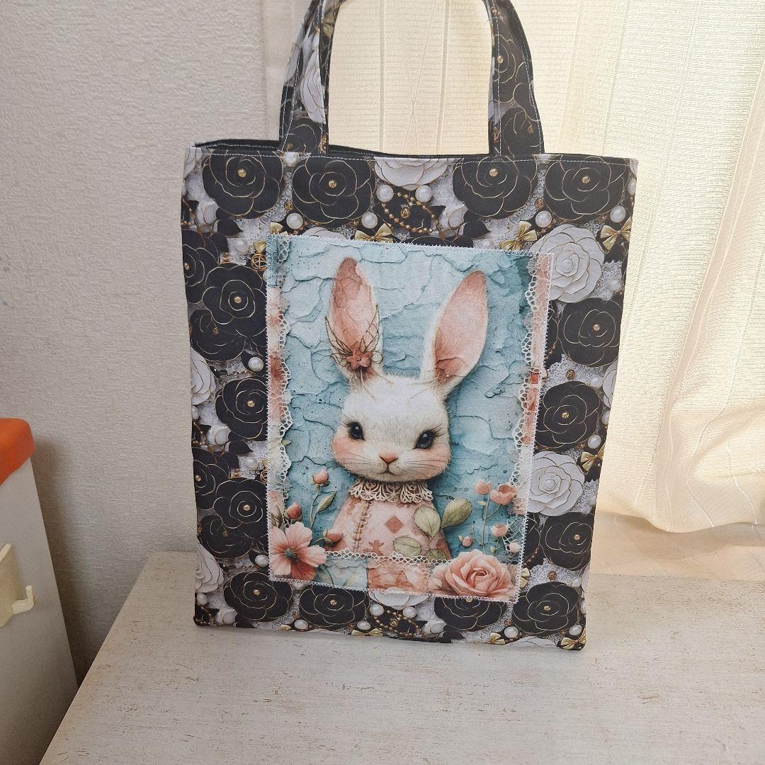 可愛いパネル生地　ハンドメイド　まちなしバッグ　ポーチ