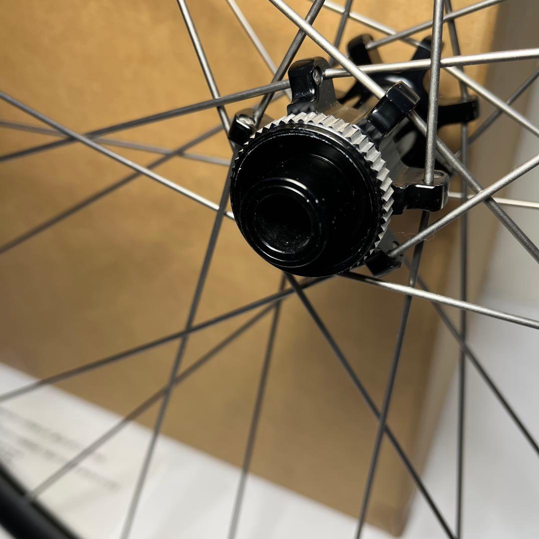 700C DISCブレーキ 28Hリム チタンスポーク 手組ホイールセット